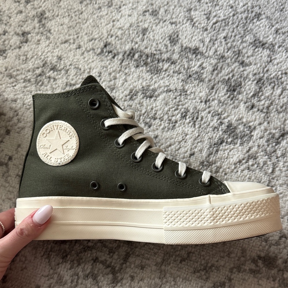Converse Women's Platform Sneakers - Dark Green